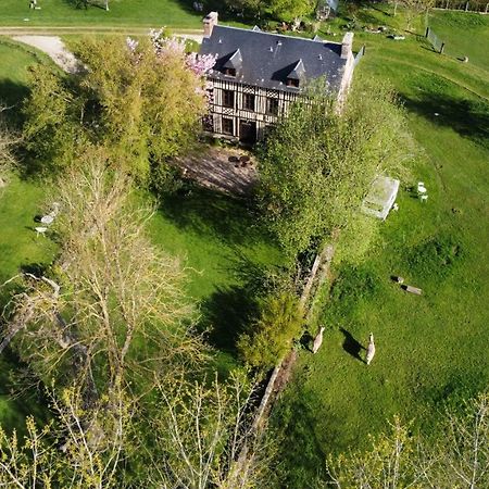 Le Petit Manoir De La Vernelle Bed and Breakfast Fourmetot Buitenkant foto