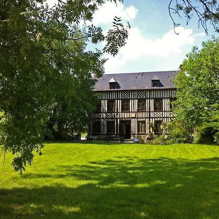Le Petit Manoir De La Vernelle Bed and Breakfast Fourmetot Buitenkant foto