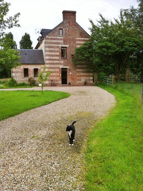 Le Petit Manoir De La Vernelle Bed and Breakfast Fourmetot Buitenkant foto