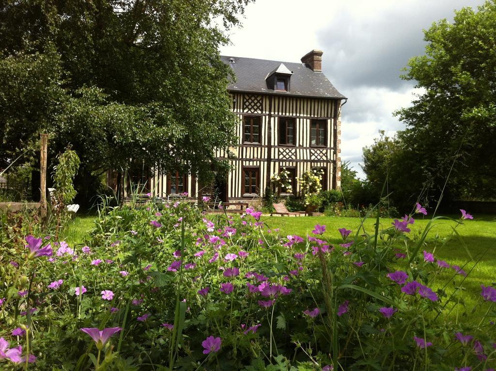 Le Petit Manoir De La Vernelle Bed and Breakfast Fourmetot Buitenkant foto