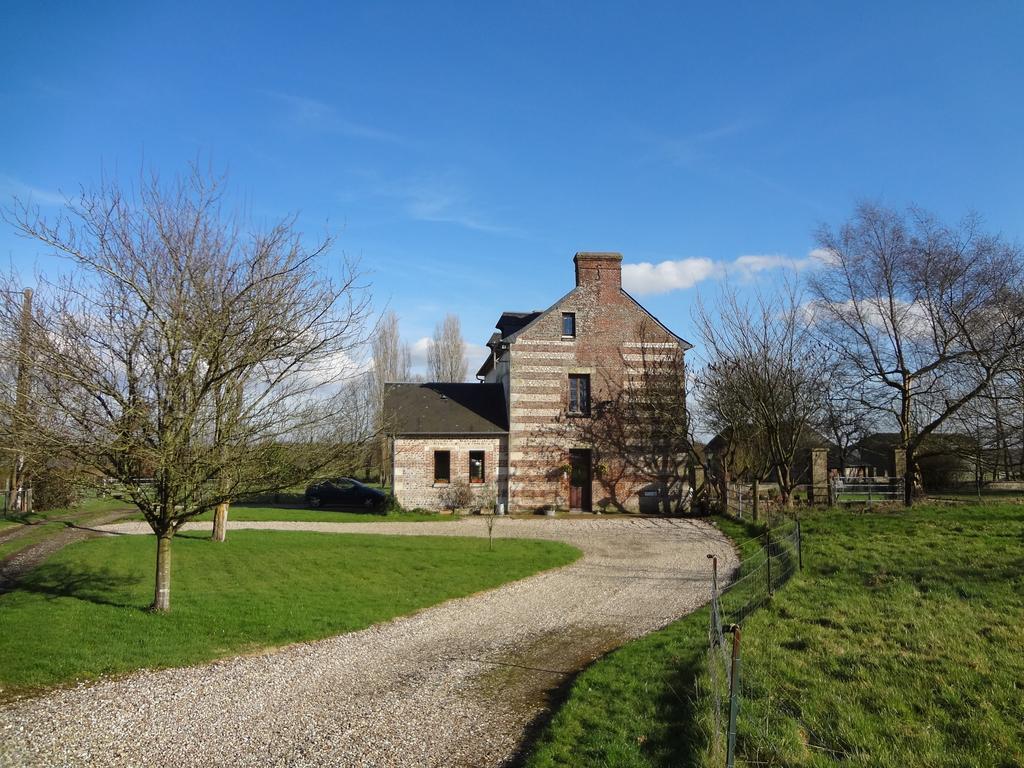 Le Petit Manoir De La Vernelle Bed and Breakfast Fourmetot Buitenkant foto